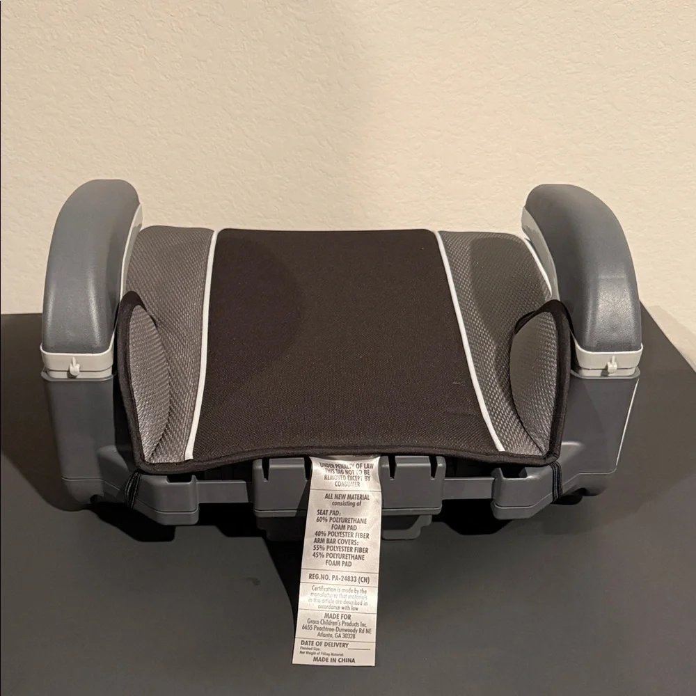 Graco Black Booster Seat for Kids - Picture 5 of 11
